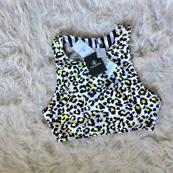 Reversible RV crop - Picture 2 of 3